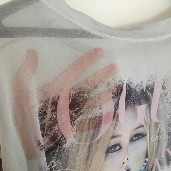 Sheer top - Picture 2 of 3